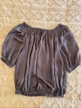 Violet & Claire Size Large Brown-Green Flowy Blouse